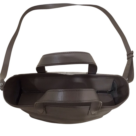 Vince Signature V Croc Embossed Tote Crossbody - Picture 9 of 12